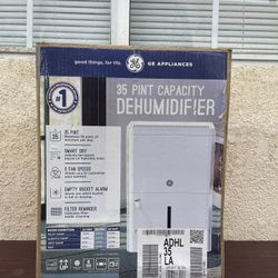 GE 35 pt Dehumidifier