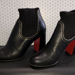 100% Authentic Christian Louboutin Black
