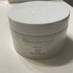 Dermalactives Elastin & Collagen Rejuvenation - Water Lily Body Scrub