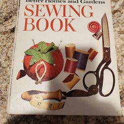 Vintage Better Homes And Gardens Sewing Book