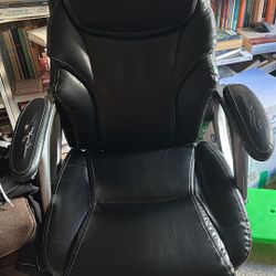 Computer chair