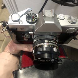Vintage (untested) 35mm Camera
