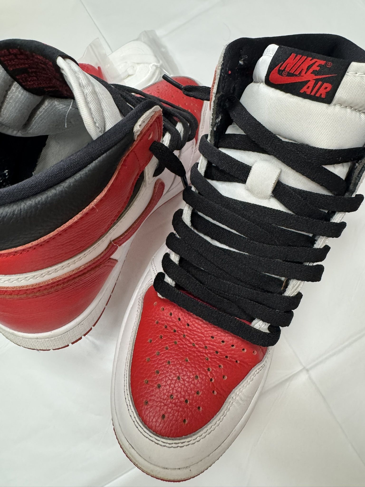 Air Jordan 1 retro high OG Heritage