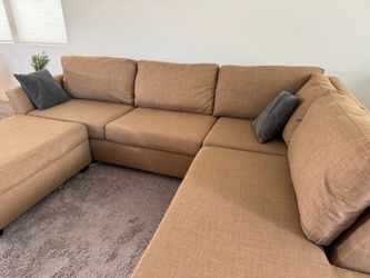 3pc Sectional couch with footrest