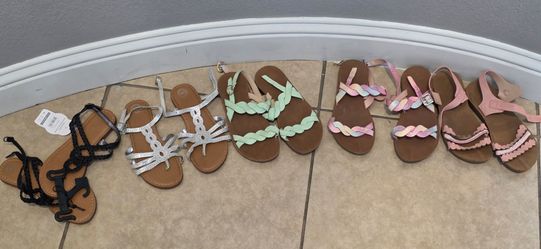 Girls sandals