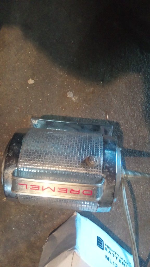Shoe Polisher