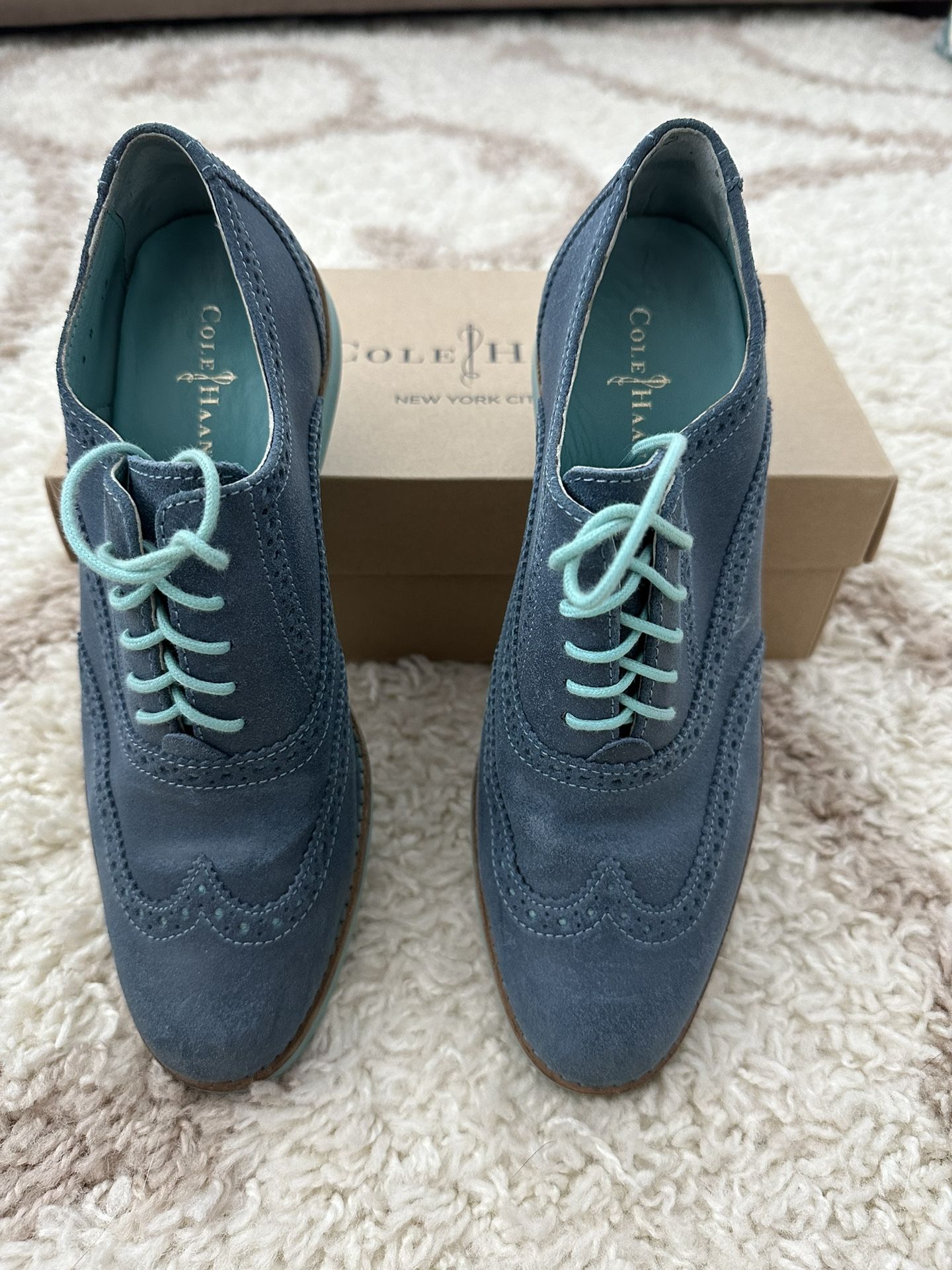 Cole Haan Oxford Light Blue Suede Size 7.5