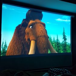 Epson 740hd Projector 