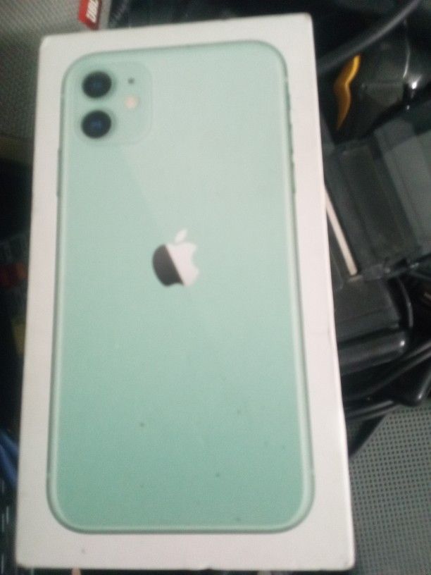 Apple iPhone 11, US Version, 128GB, Mint Green Complete undamaged BOX ONLY