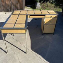 L shaped Desk