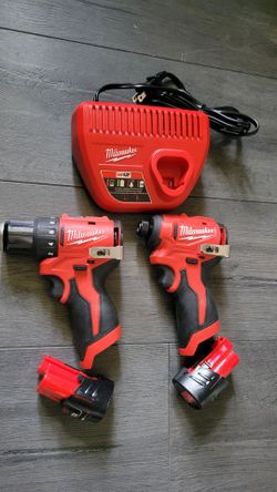 Milwaukee M12 Drill, Impact Drill, 2 Batteries and Charger