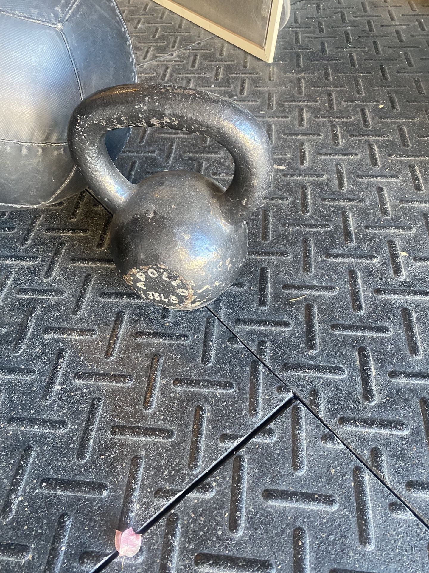 35lb Kettlebell
