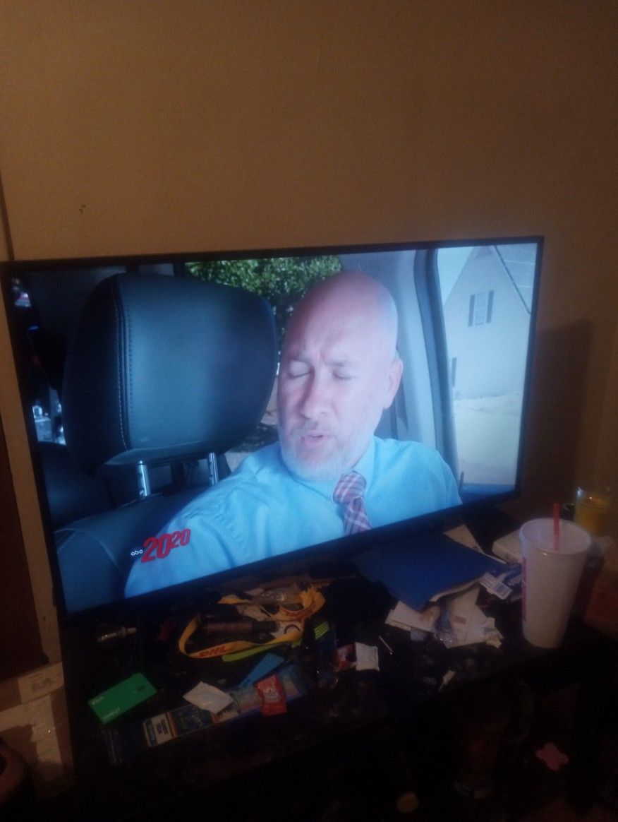 72 Inc Samsung TV