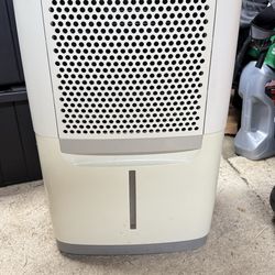 4 tires for a Dodge Ram with Rims$100 a charcoal $30 dollars and the humidifiers $20 bucks thank you is a great deal for the price