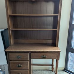 Desk/Shelving Unit