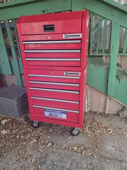 Tool Box Tools Are Incluted Con Todo Y Herramientas $400 FIRME NOTHING LESS PICK UP ONLY ÁREA JERSEY VILLAGE 77O41 