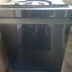 Samsung Dishwasher (Has water spray issue) - DW80R7060UG Model