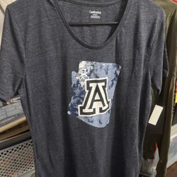 NCAA Arizona Wildcats Women’s T-Shirt Adult Medium Brand Fanatics