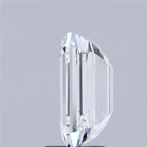 IGI certified 3.0ct E color VVS2 Lab grown diamond
