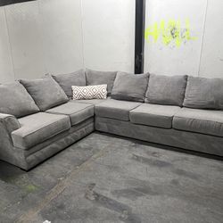 SECTIONAL COUCH SOFA