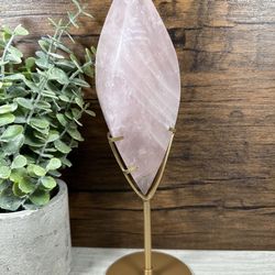Gorgeous Sparkling Rose Quartz Large DT Flame on Gold Stand 434g/2.58in W x 6.79in H