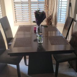 Dinning Table
