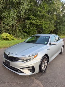 2020 KIA Optima