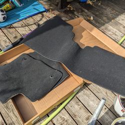 Floor Mats -- 2023 Chevy Bolt EUV