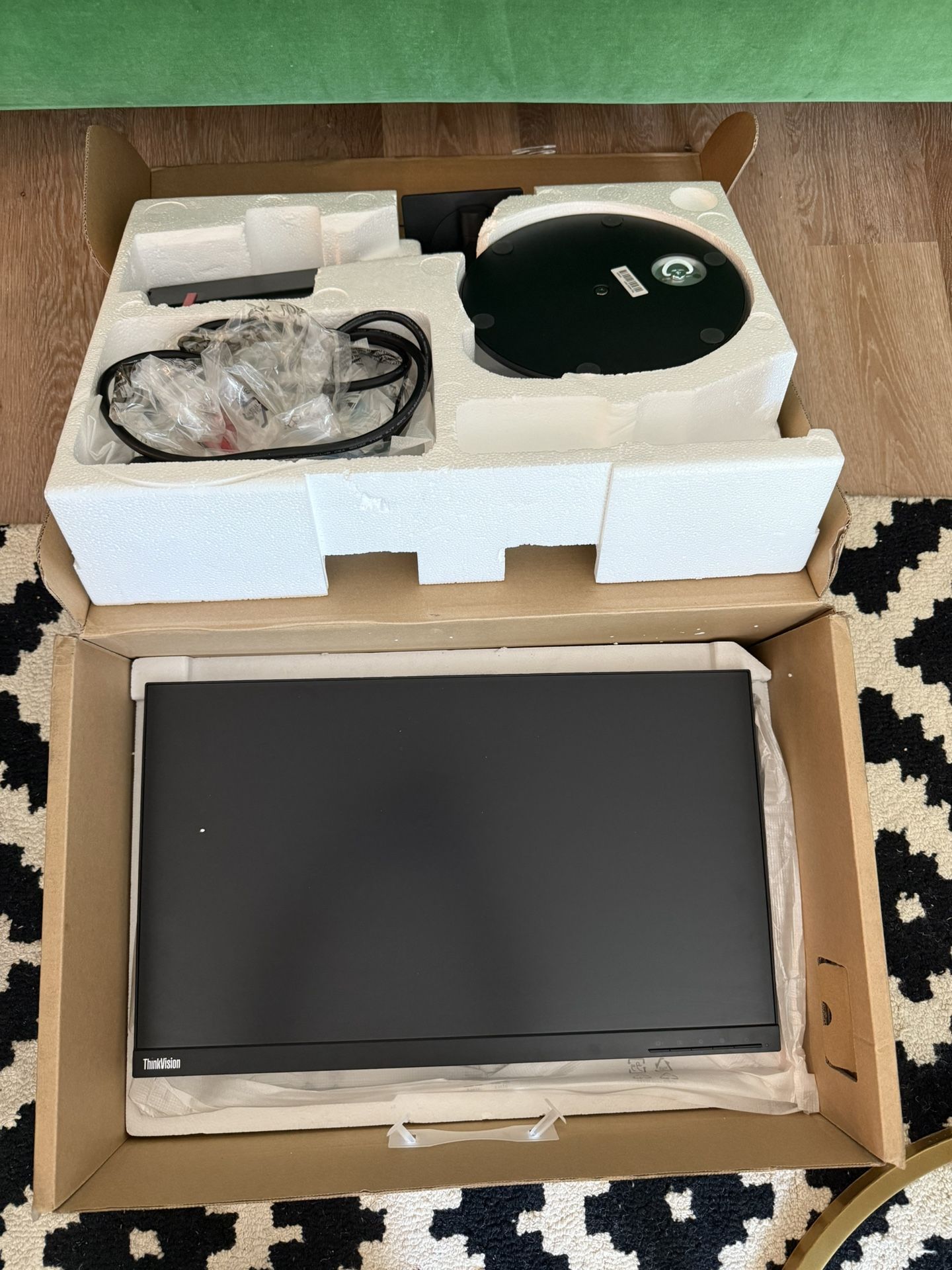 Computer Monitor (thinkvision)