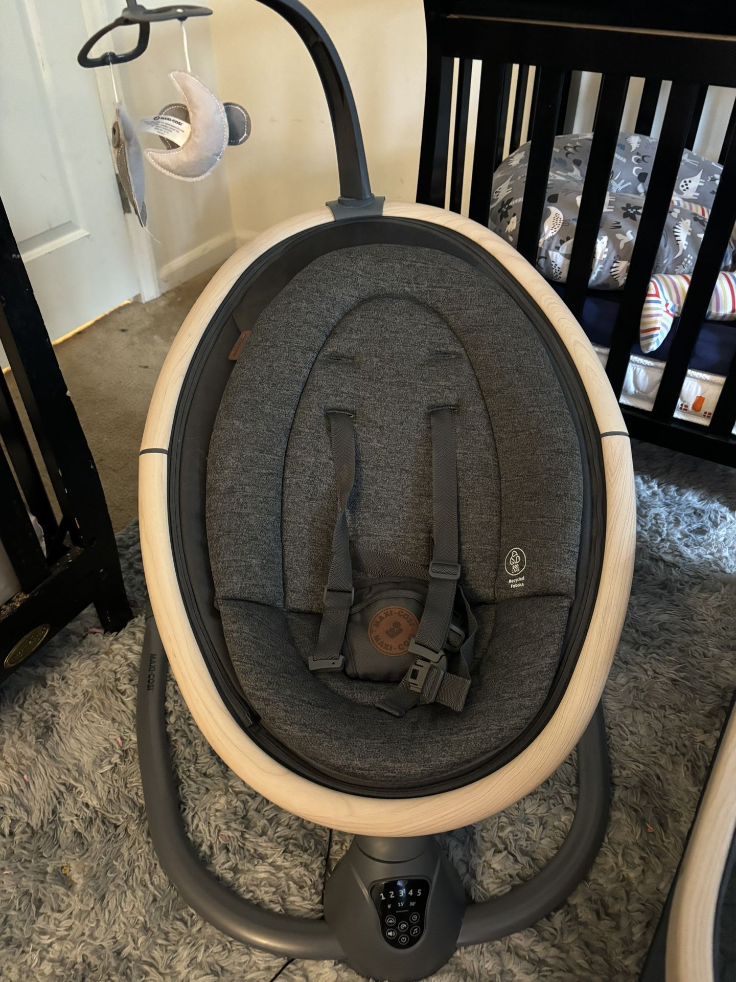 Maxi Cosi Lora Swing Like New