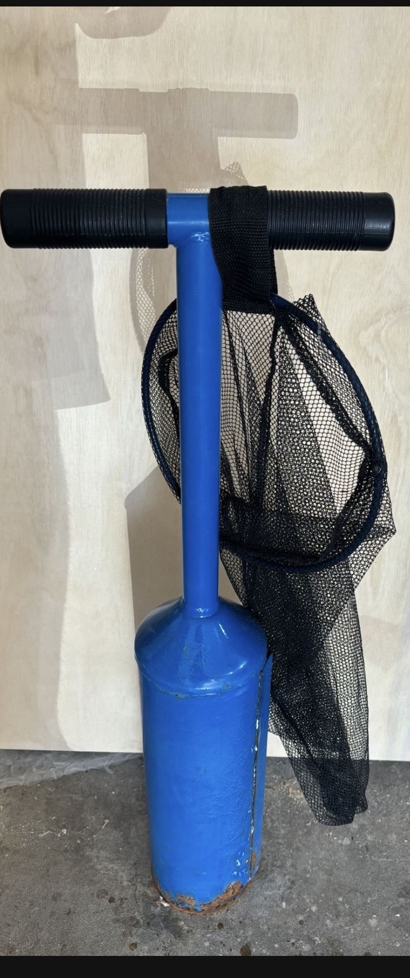 Clam gun