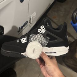 Jordan 4 White Thunder Men Size 12
