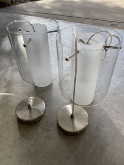 Modern clean Looking Pendant Light Glass Frosted And Clear