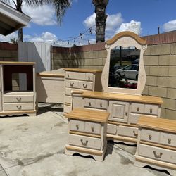 6 Piece Beige Bedroom Set