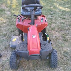 Craftsman R1000 Riding Mower – 30” Cut – $600