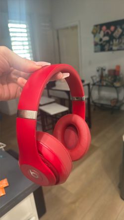 Beats studio 3 headphones like new
