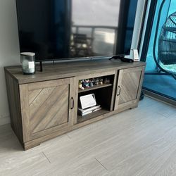TV STAND TABLE