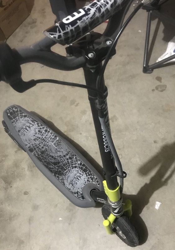 Pulse Electric Scooter 24V 200 Watt - Brand New