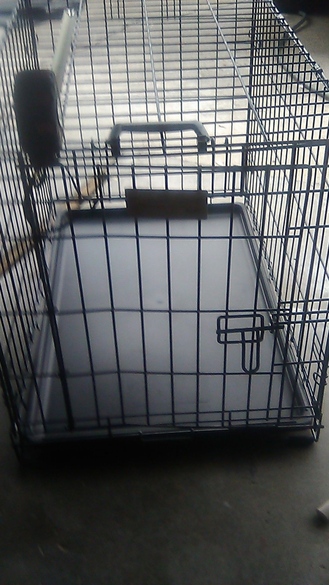 Dog Crate 30 inches long 19 width 21 height