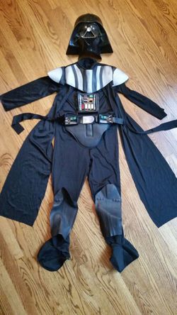 Halloween SUPREME Darth Vader costume boys 8 years old - excellent condition
