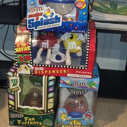 4 - MnM Collectible Candy Dispensers