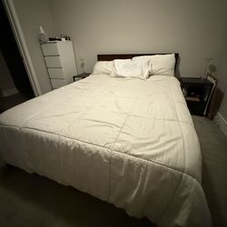 Queen Bed + Brooklyn Bedding Mattress + 2 Nightstands (w/ Power Outlets) – Great Condition