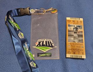 AZ Cardinals/PITT Steelers Authentic Superbowl XLIII GOLD ticket with pin, ticket holder, and lanyard