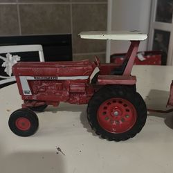 International Tractor/Trailer Die Cast Toy 1066