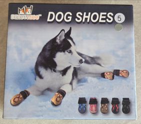 BeautyZoo Dog Shoes Size 5
