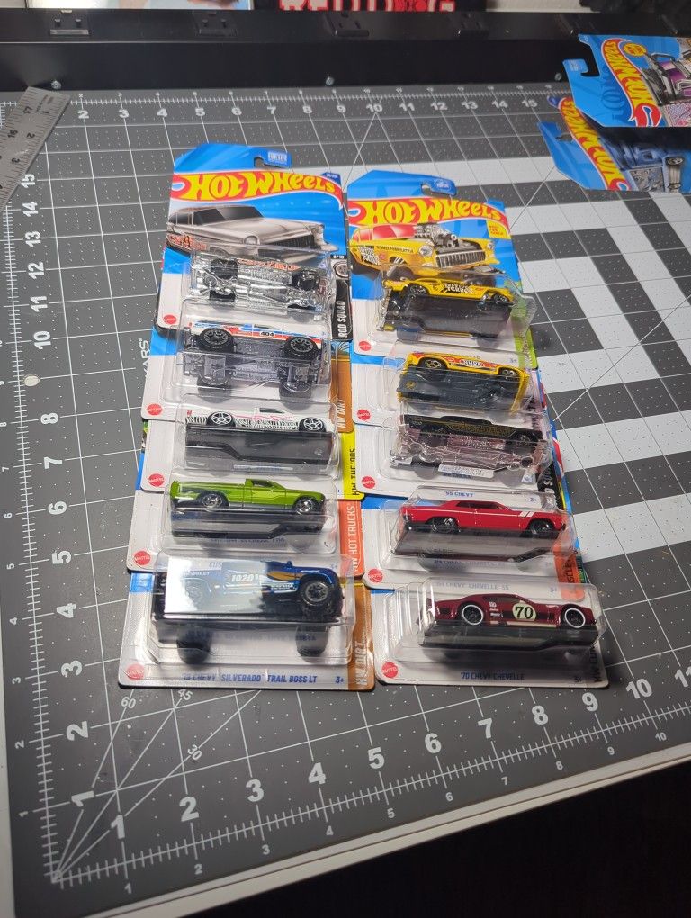 Hot Wheels Chevy's Lot Of 10 With A Zmac