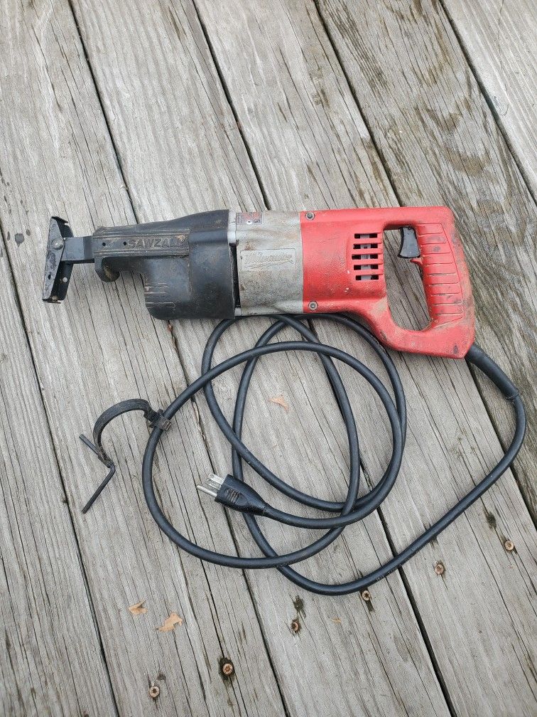 Milwaukee Heavy-duty Sawzall
