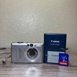 Canon PowerShot SD600 Digital ELPH 6MP Camera