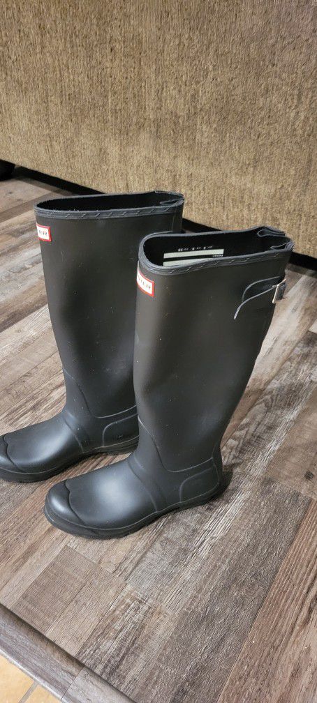 Hunter Rain Boots Wide Calf Size 8
