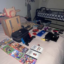 selling my nintendo switch with a lot of games and accessories 